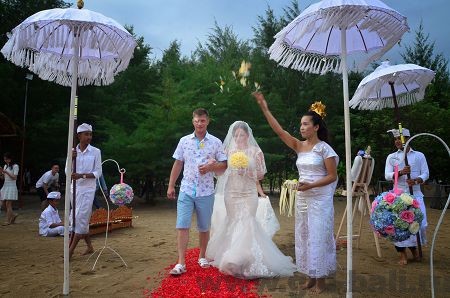 Бали свадьба на пляже